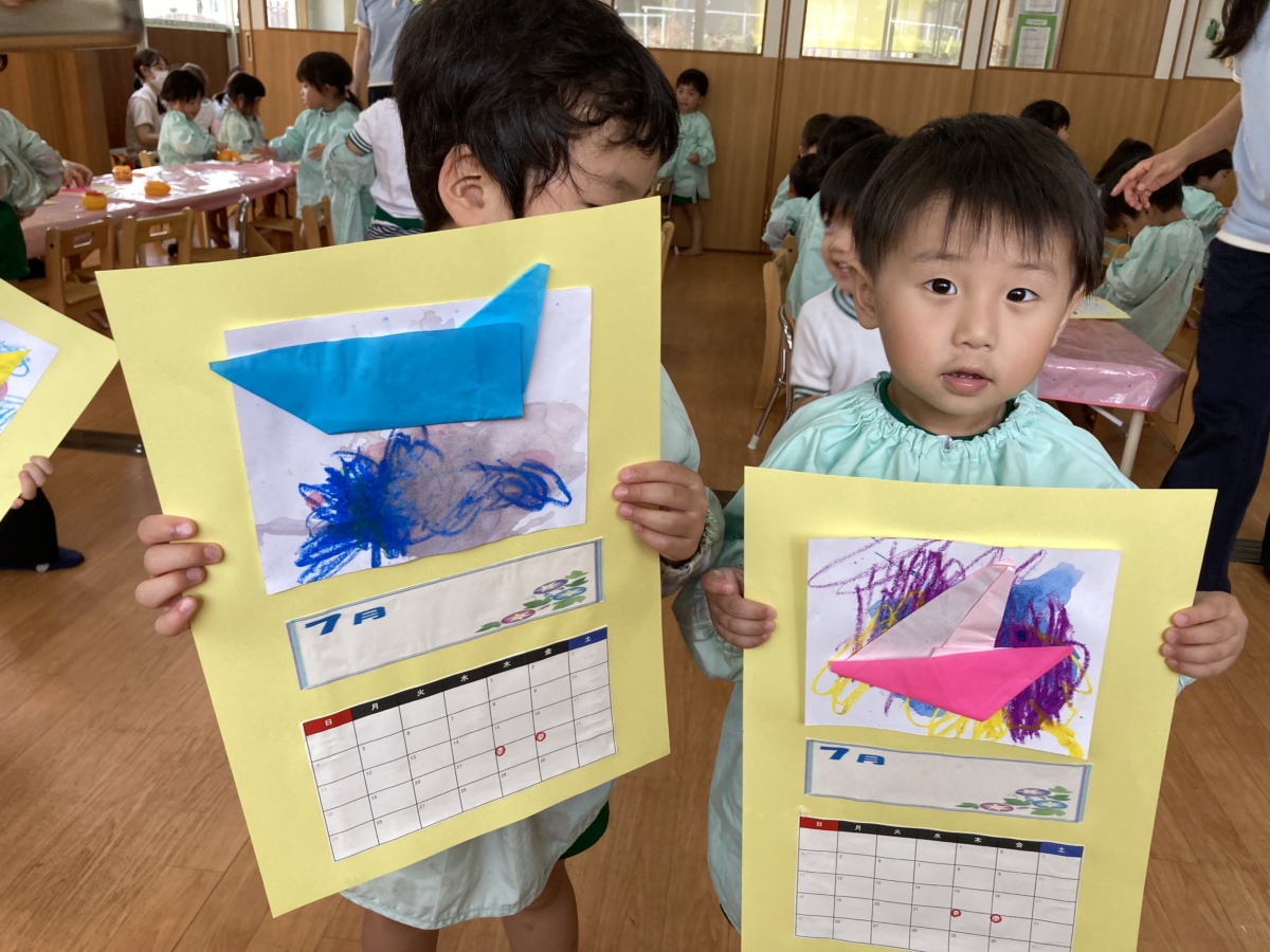 21年6月30日 7月のカレンダー制作仕上げ 七夕制作 ひまわり さくら めばえ幼稚舎